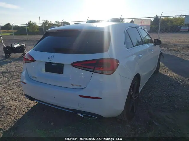 2019 Mercedes-Benz A 250 4matic VIN WDD3F4HBXKJ089474 фото 4