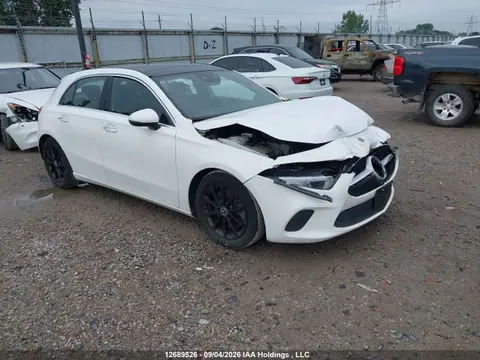 WDD3F4HB1LJ120113 — 2020 Mercedes-Benz A 250 4MATIC, Передняя часть (Front), фото до ремонта