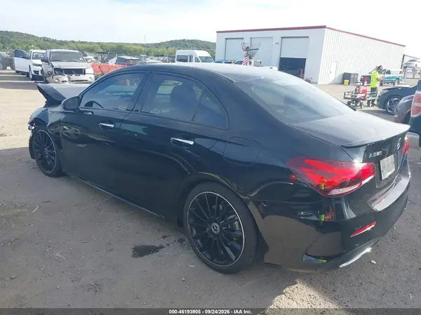 WDD3G4FB7KW013620 — 2019 Mercedes-Benz A-Klasse, фото 3 с аукциона IAAI, Передняя часть