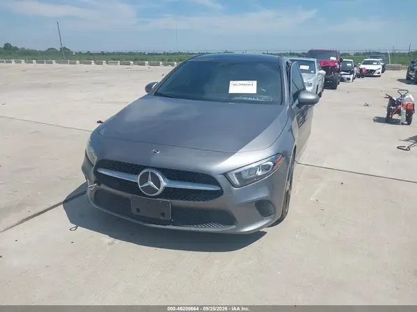 W1K3G4EB0LJ227042 — 2020 Mercedes-Benz A-Klasse, фото 2 с аукциона IAAI, Ходовая часть