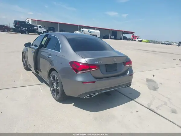 W1K3G4EB0LJ227042 — 2020 Mercedes-Benz A-Klasse, фото 3 с аукциона IAAI, Ходовая часть