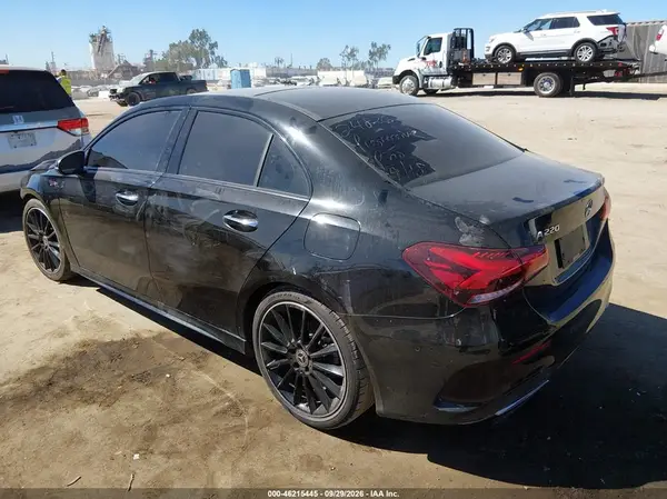 W1K3G4EB0LW044775 — 2020 Mercedes-Benz A-Klasse, фото 3 с аукциона IAAI, Передняя часть
