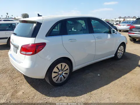 2017 Mercedes-Benz B 250e VIN WDDVP9AB5HJ012050 фото 4