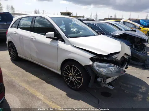 WDDMH4EB0EJ204154 — 2014 Mercedes-Benz B250, Передняя часть (Front), фото до ремонта