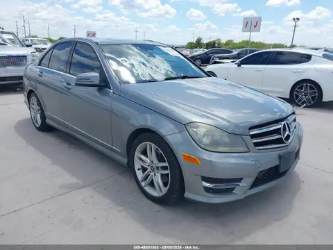 WDDGF4HB9EG250366 — 2014 Mercedes-Benz C 250 Sport, Подтопление (Flood), фото до ремонта
