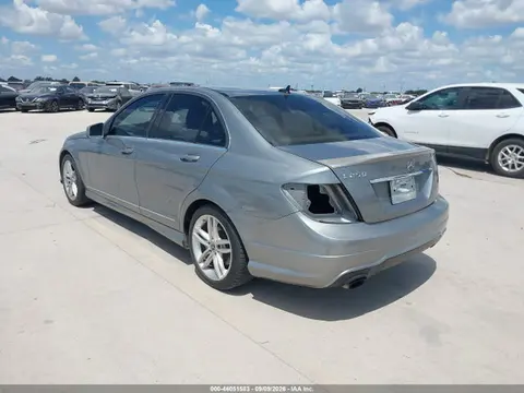 2014 Mercedes-Benz C 250 Sport VIN WDDGF4HB9EG250366 фото 3