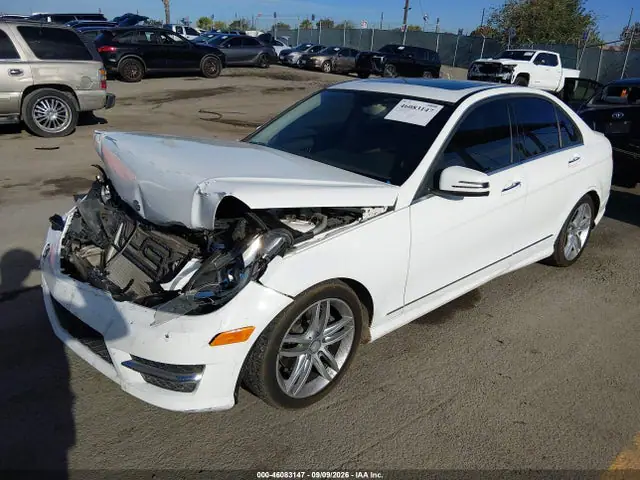 WDDGF4HB5EG253376 — 2014 Mercedes-Benz C 250 Sport, фото 2 с аукциона IAAI 30.09.2026, Передняя часть