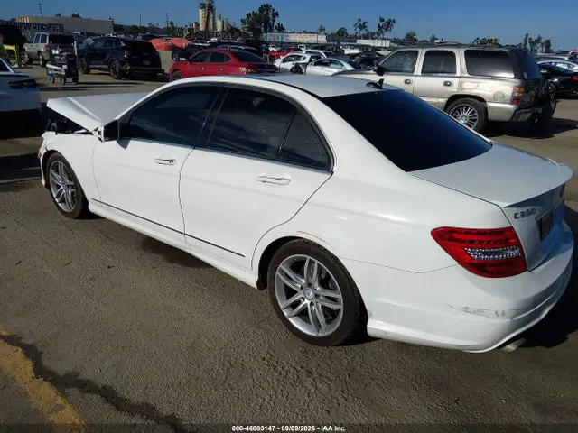 WDDGF4HB5EG253376 — 2014 Mercedes-Benz C 250 Sport, фото 3 с аукциона IAAI 30.09.2026, Передняя часть
