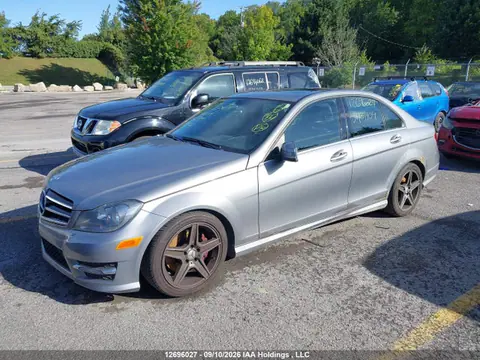 2014 Mercedes-Benz C 300 4matic VIN WDDGF8AB8EA901104 фото 2