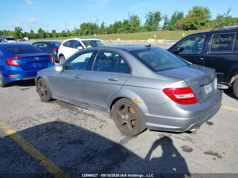 2014 Mercedes-Benz C 300 4matic VIN WDDGF8AB8EA901104 фото 3