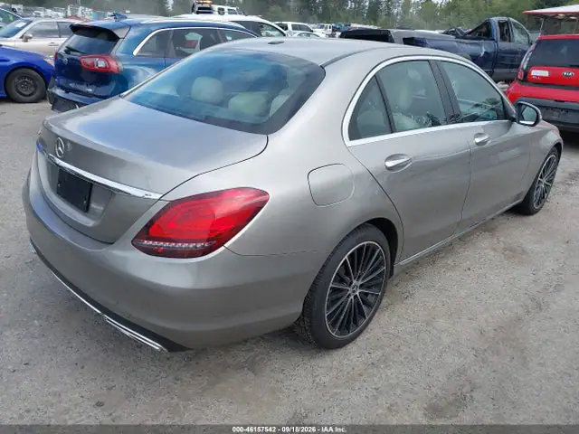 W1KWF8DB8MR618838 — 2021 Mercedes-Benz C 300 Sedan, фото 4 с аукциона IAAI 30.09.2026, Передняя часть