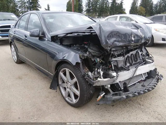 WDDGF8AB5EG252052 — 2014 Mercedes-Benz C 300 Sport 4MATIC, Передняя часть (Front End), фото до ремонта