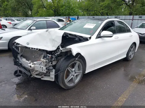 2016 Mercedes-Benz C 300 Sport 4matic VIN 55SWF4KB0GU100737 фото 2