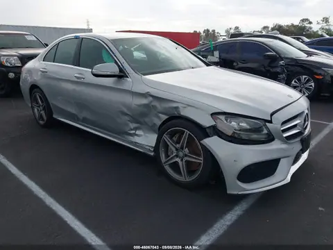 2015 Mercedes-Benz C 300 Sport VIN 55SWF4JB6FU058798 фото 1