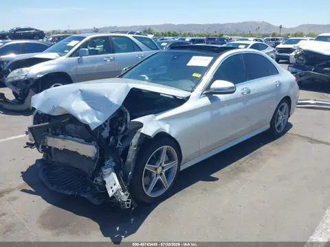 2016 Mercedes-Benz C 300 Sport VIN 55SWF4JB0GU170403 фото 2