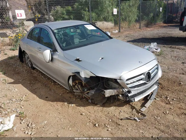 2015 Mercedes-Benz C 300 VIN 55SWF4JB7FU054405 фото 1