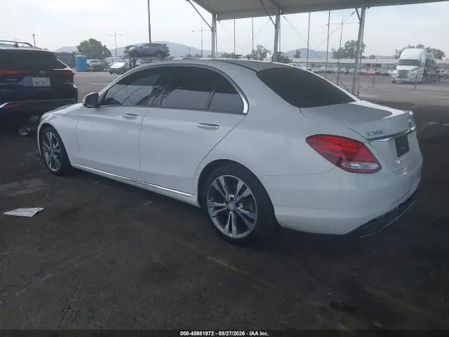 55SWF4JB6FU043234 — 2015 Mercedes-Benz C 300, фото 3 с аукциона IAAI 13.10.2026, Задняя часть