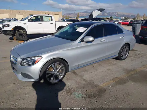 2015 Mercedes-Benz C 300 VIN 55SWF4JB3FU061013 фото 2