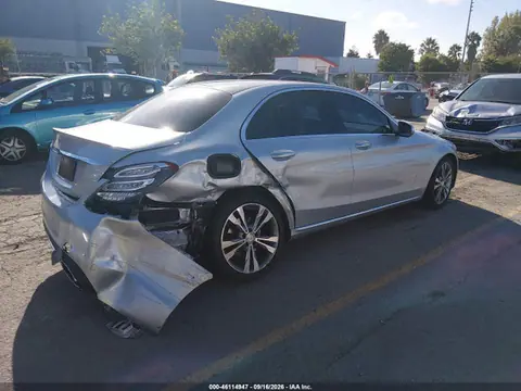 2015 Mercedes-Benz C 300 VIN 55SWF4JB3FU061013 фото 4