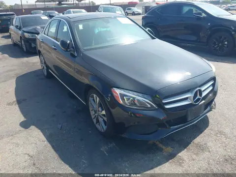 55SWF4JB1FU064573 — 2015 Mercedes-Benz C 300, Левый бок (Left Side), фото до ремонта