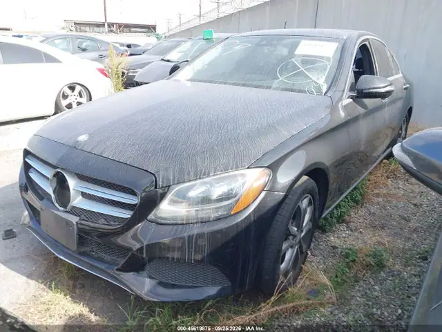 2016 Mercedes-Benz C 300 VIN 55SWF4JB2GU150878 фото 2