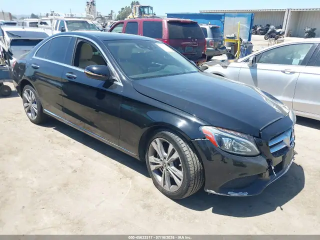 55SWF4JB4HU232693 — 2017 Mercedes-Benz C 300, Передняя часть слева (Left Front), фото до ремонта