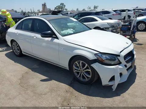 2018 Mercedes-Benz C 300 VIN 55SWF4JB0JU254924 фото 1