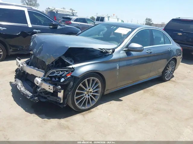 55SWF8DB8KU298254 — 2019 Mercedes-Benz C 300, фото 2 с аукциона IAAI 30.09.2026, Передняя часть