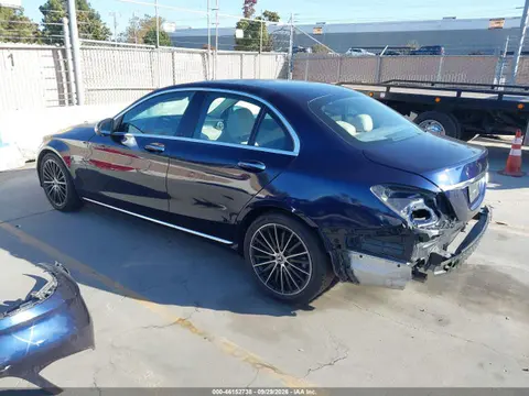2020 Mercedes-Benz C 300 VIN 55SWF8DBXLU323818 фото 3