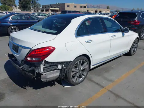 2017 Mercedes-Benz C 350E VIN 55SWF4HBXHU217198 фото 4