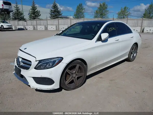 55SWF4KB7GU169313 — 2016 Mercedes-Benz C-Klasse, фото 2 с аукциона IAAI 28.09.2026, Передняя часть