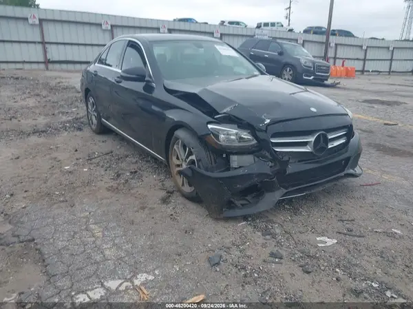 55SWF4JB6GU172334 — 2016 Mercedes-Benz C-Klasse, Передняя часть (Front End), фото до ремонта