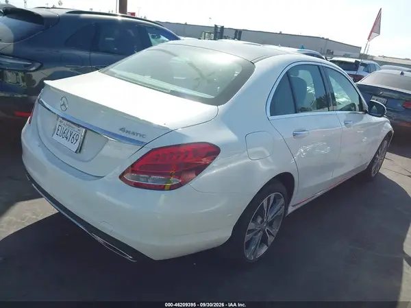 55SWF4KB2GU109293 — 2016 Mercedes-Benz C-Klasse, фото 4 с аукциона IAAI, Передняя часть