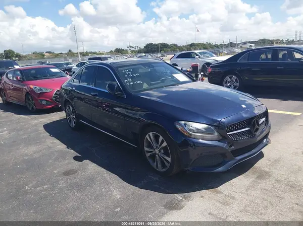 55SWF4JB3GU131725 — 2016 Mercedes-Benz C-Klasse, Передняя часть слева (Left Front), фото до ремонта