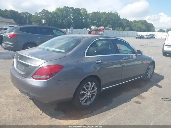 WDDWF4JB3HR238132 — 2017 Mercedes-Benz C-Klasse, фото 4 с аукциона IAAI 30.09.2026, REPOSSESSION