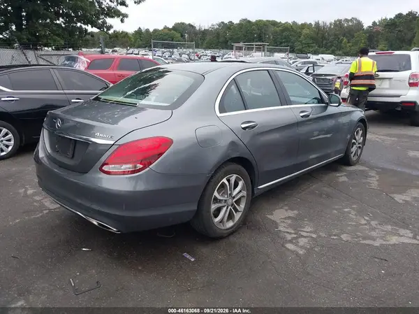 55SWF4KB2HU185680 — 2017 Mercedes-Benz C-Klasse, фото 4 с аукциона IAAI, Задняя часть справа