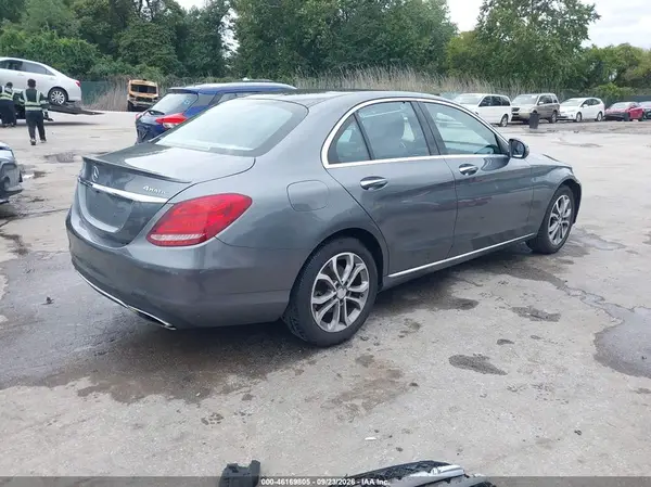 WDDWF4KB7HR262285 — 2017 Mercedes-Benz C-Klasse, фото 4 с аукциона IAAI, Передняя часть