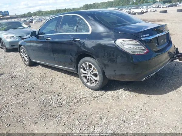 55SWF4KB4HU204150 — 2017 Mercedes-Benz C-Klasse, фото 3 с аукциона IAAI, Передняя часть