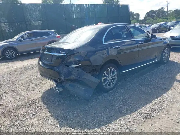 55SWF4KB4HU204150 — 2017 Mercedes-Benz C-Klasse, фото 4 с аукциона IAAI, Передняя часть