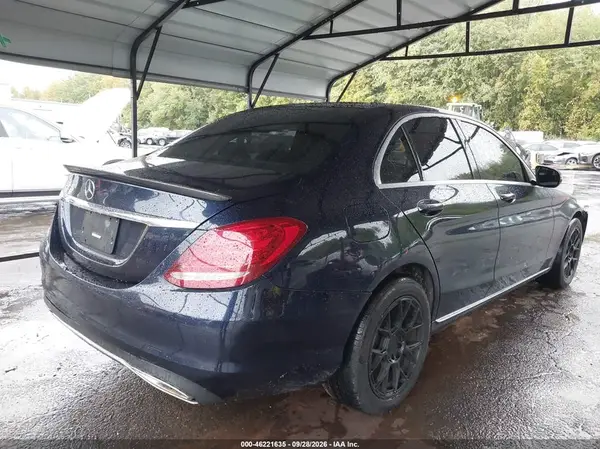 55SWF4KBXHU207330 — 2017 Mercedes-Benz C-Klasse, фото 4 с аукциона IAAI, Передняя часть