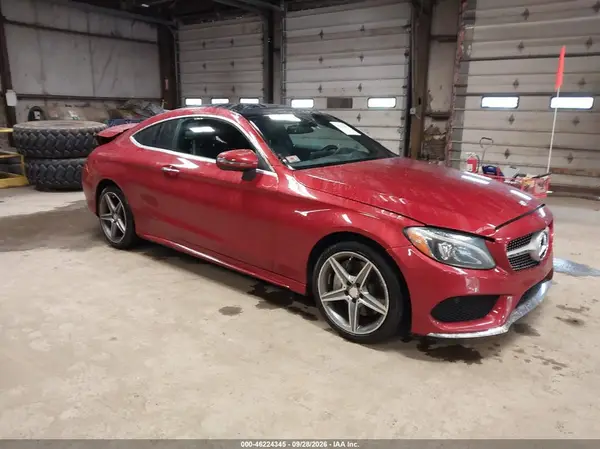 WDDWJ4KB1HF385340 — 2017 Mercedes-Benz C-Klasse, Задняя часть (Rear), фото до ремонта
