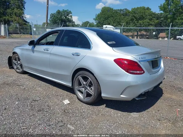 55SWF4KB0JU280941 — 2018 Mercedes-Benz C-Klasse, фото 3 с аукциона IAAI 13.10.2026, Передняя и задняя части