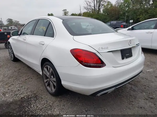 55SWF8EB6KU320184 — 2019 Mercedes-Benz C-Klasse, фото 3 с аукциона IAAI, Подтопление