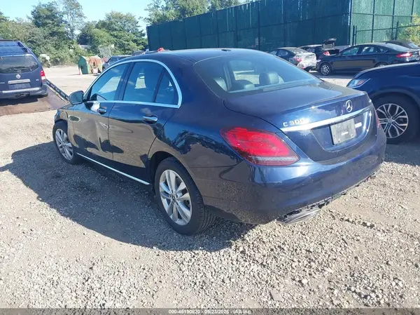 55SWF8EB5KU322234 — 2019 Mercedes-Benz C-Klasse, фото 3 с аукциона IAAI 13.10.2026, Левый бок