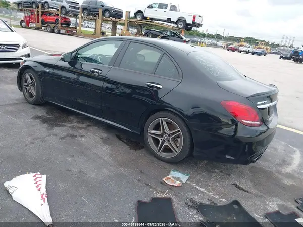 55SWF6EB6KU294674 — 2019 Mercedes-Benz C-Klasse, фото 3 с аукциона IAAI, Подтопление