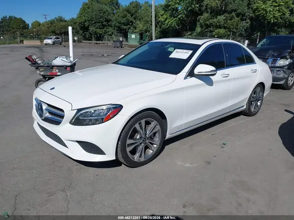 55SWF8DB9KU318849 — 2019 Mercedes-Benz C-Klasse, фото 2 с аукциона IAAI, Правый бок