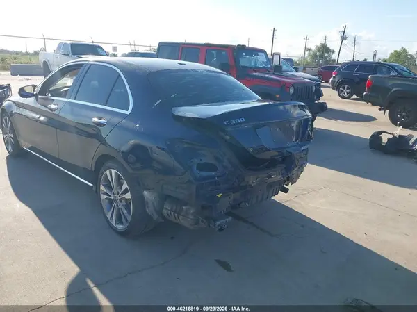 55SWF8DB9KU284380 — 2019 Mercedes-Benz C-Klasse, фото 3 с аукциона IAAI, Задняя часть