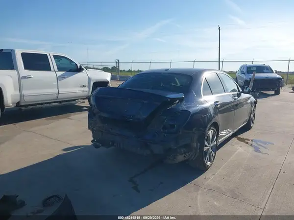 55SWF8DB9KU284380 — 2019 Mercedes-Benz C-Klasse, фото 4 с аукциона IAAI, Задняя часть