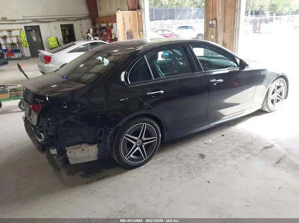 W1KAF4HB5RR237145 — 2024 Mercedes-Benz C-Klasse, фото 4 с аукциона IAAI, Задняя часть