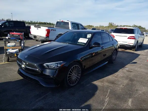 W1KAF4GB4RR223500 — 2024 Mercedes-Benz C-Klasse, фото 2 с аукциона IAAI, Подтопление